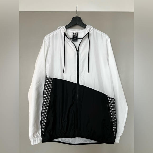 Russell Men’s Windbreaker - Picture 1 of 3